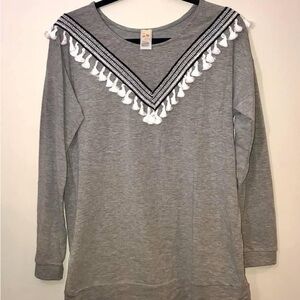 Long Sleeve Jaquard Lace With Tassel Sweatshirt